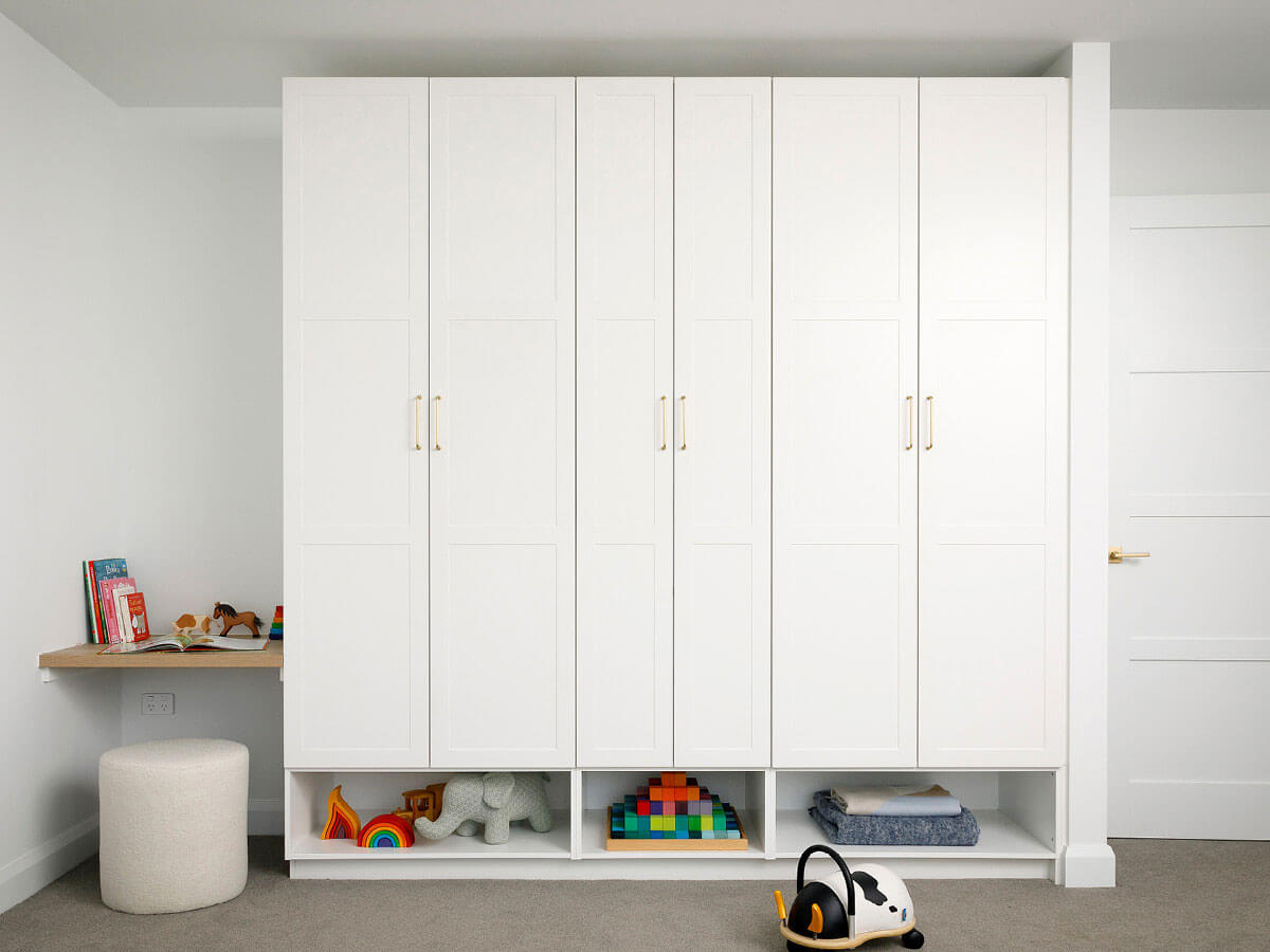 Custom Design Wardrobes Sliding Hinged Walk In Closets Kinsman