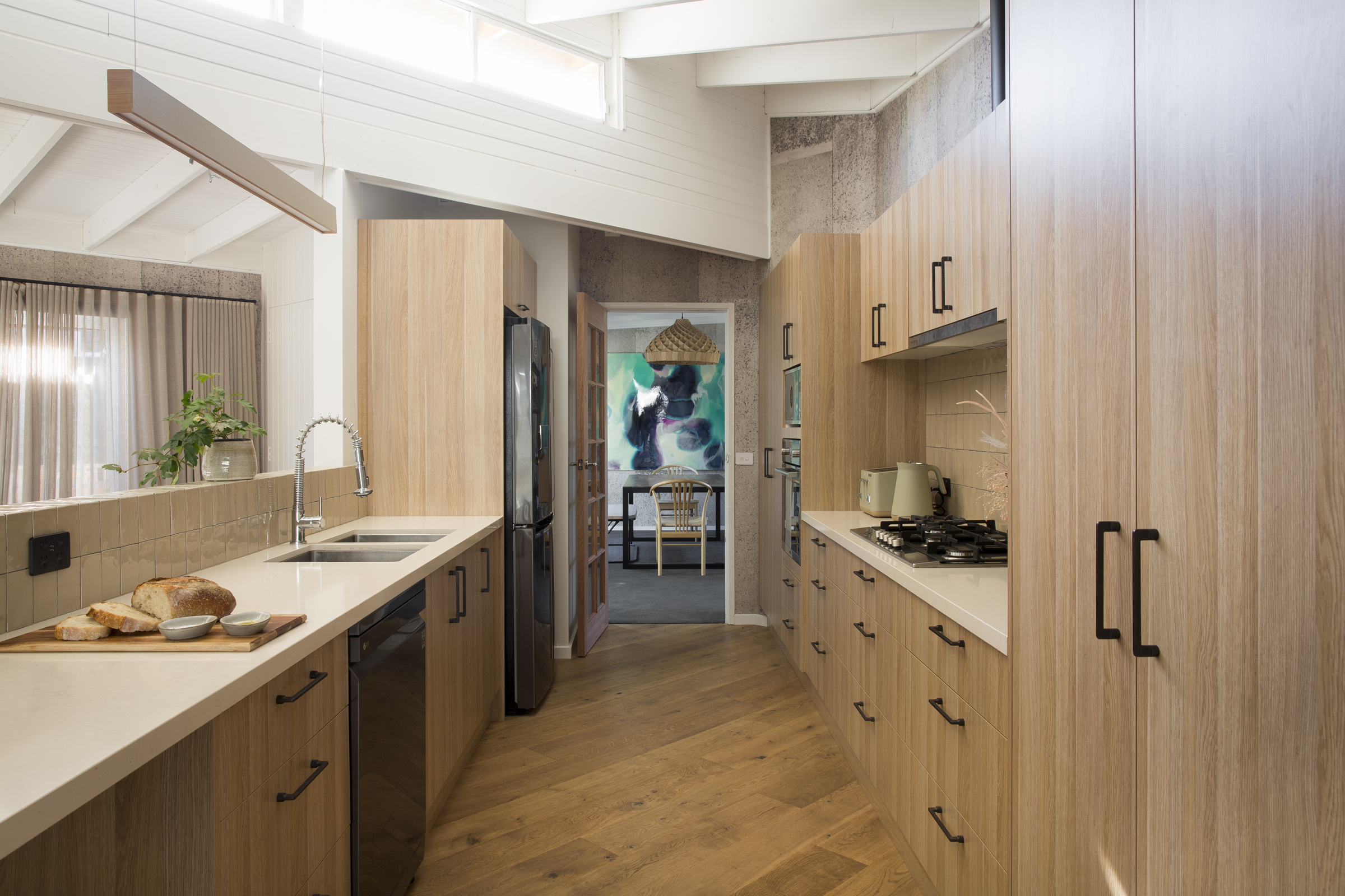 MA036_HERO Galley Horizontal Dale Vine's Xpress Kitchen