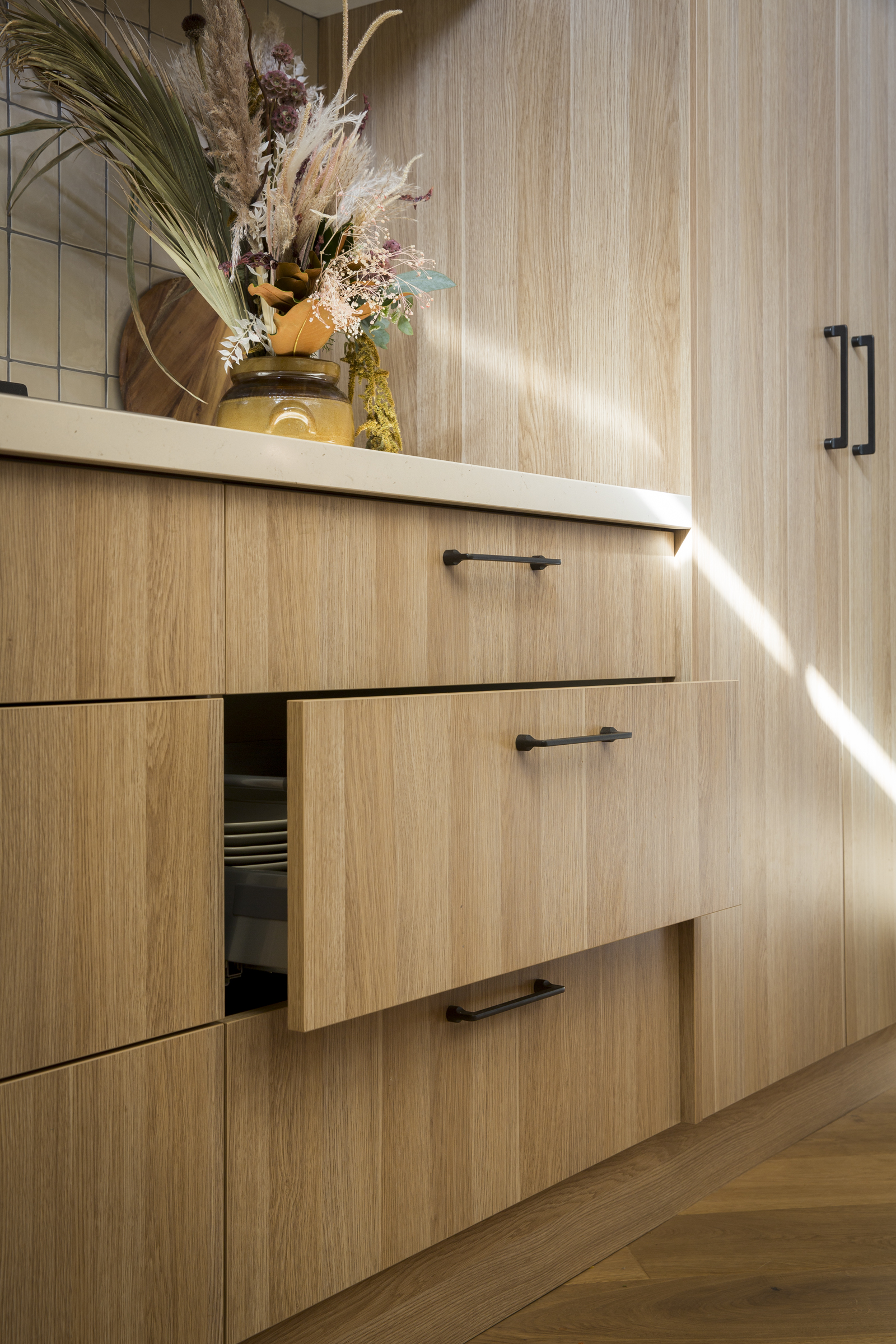 MA069_CABINETRY Drawers CUP Open Dale Vine's Xpress Kitchen