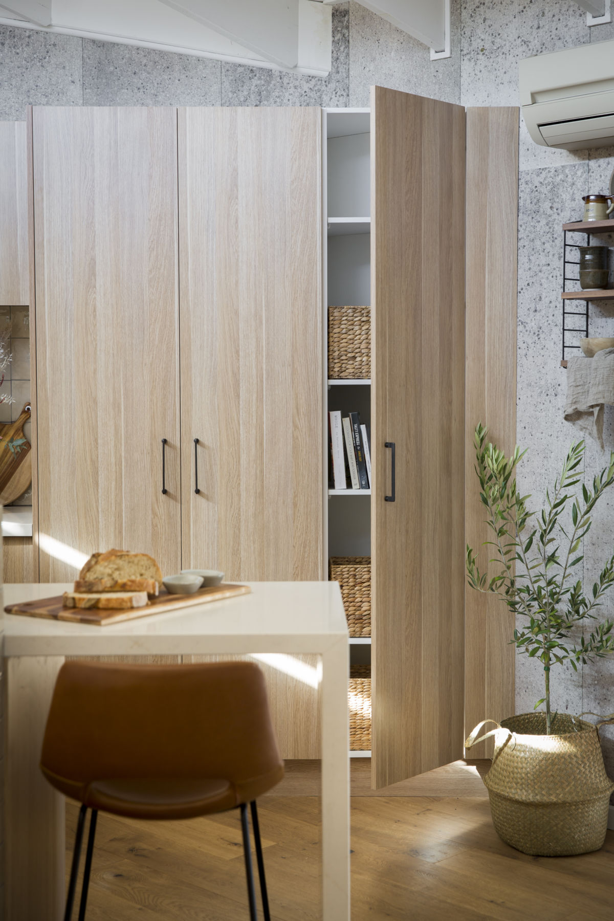 MA075_PANTRY Open