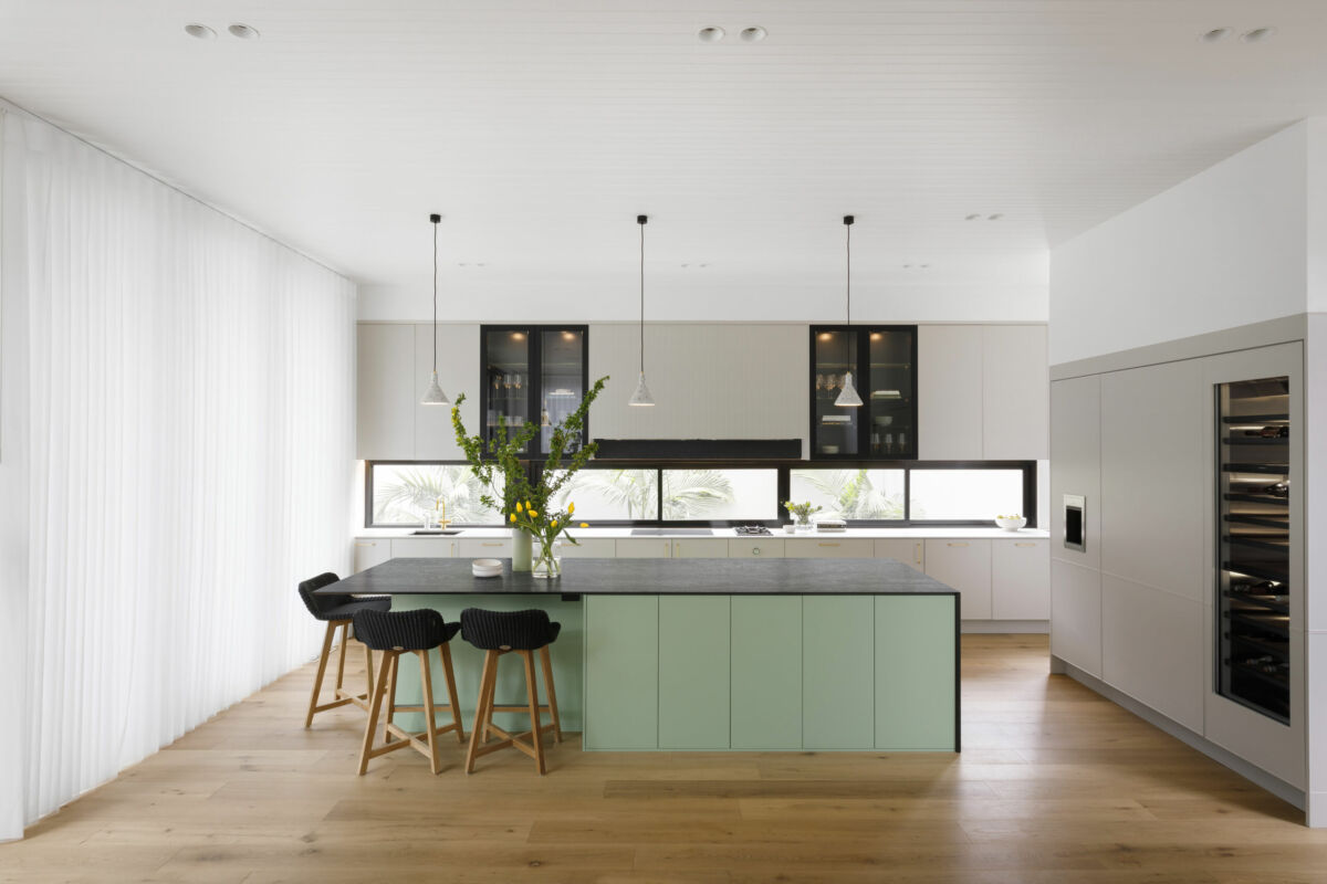 H5 Jimmy & Tam MA235 RET