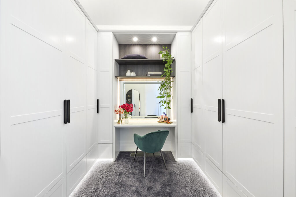 HERO H1 KINSMAN Wardrobes Block 2020-101