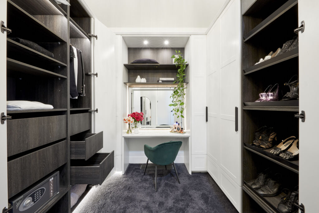 Wondrous Walk-In Wardrobes