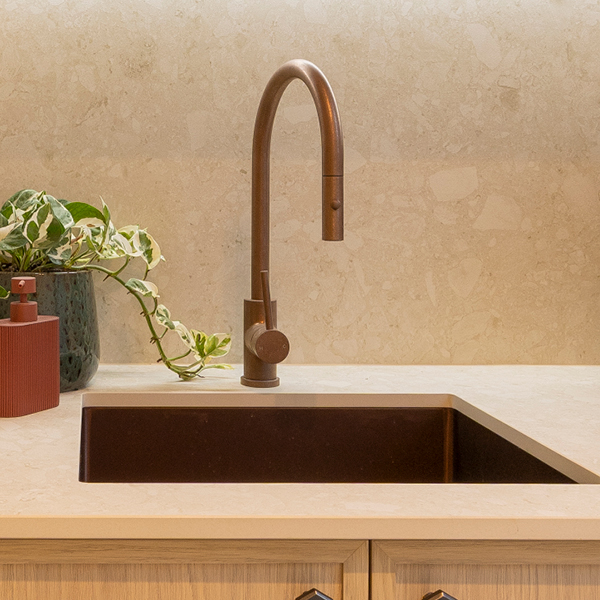 Elysian Pull Out Tap